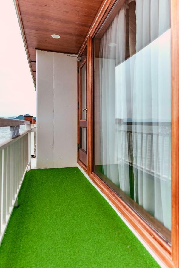 Hotel Calypso Cruises Cat Hai Exterior foto